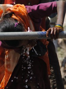 tips to avoid heat stroke this summer in India